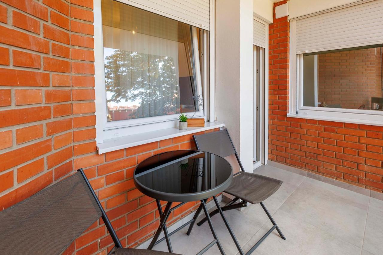 Sari City Center Apartment Novi Sad Exteriör bild